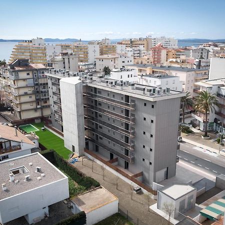 Apartaments La Rosella Roses Bagian luar foto