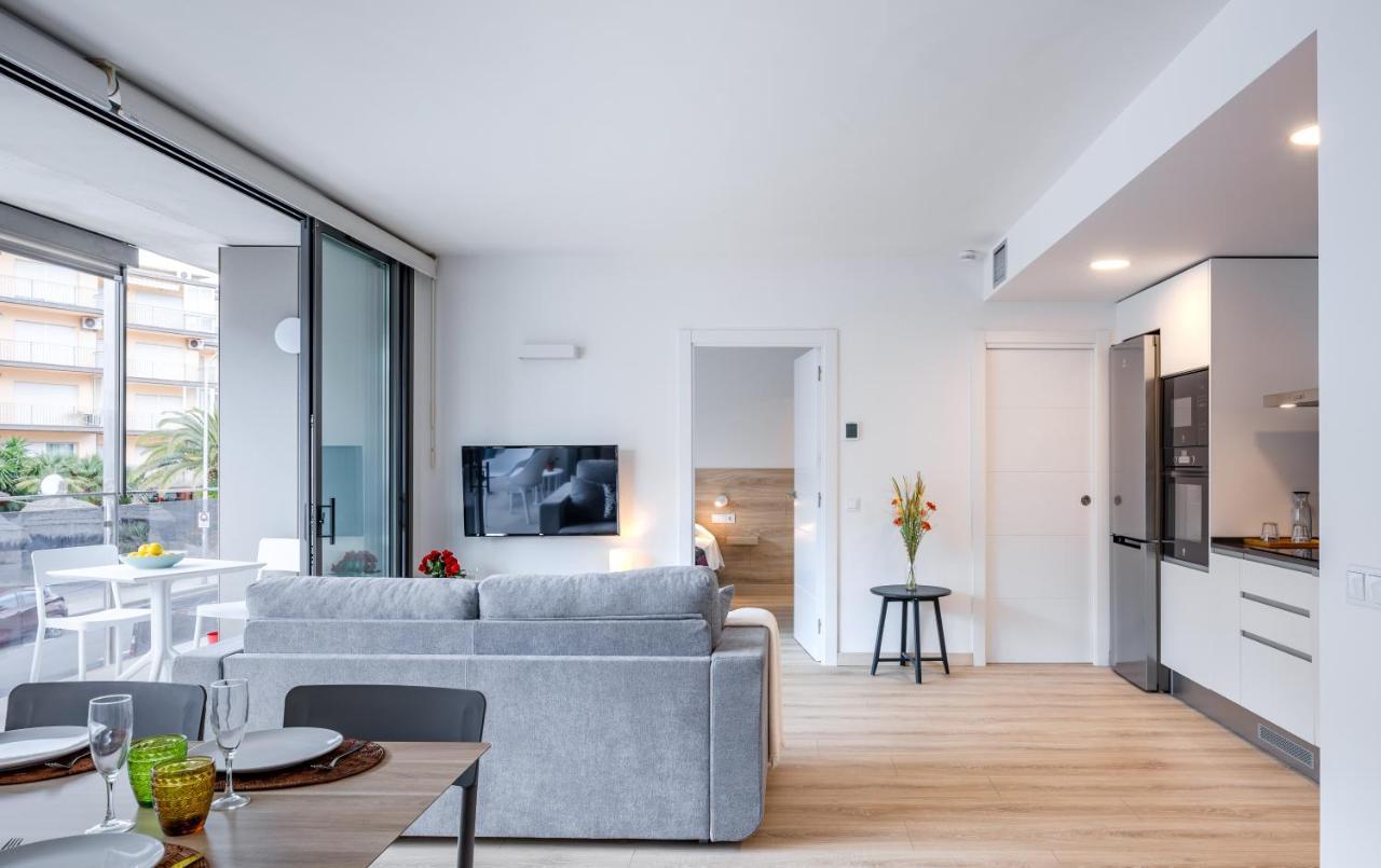 Apartaments La Rosella Roses Bagian luar foto