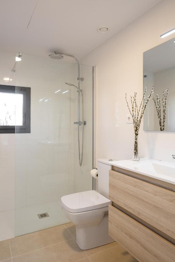Apartaments La Rosella Roses Bagian luar foto