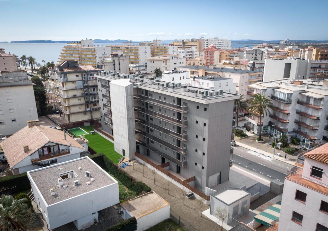 Apartaments La Rosella Roses Bagian luar foto